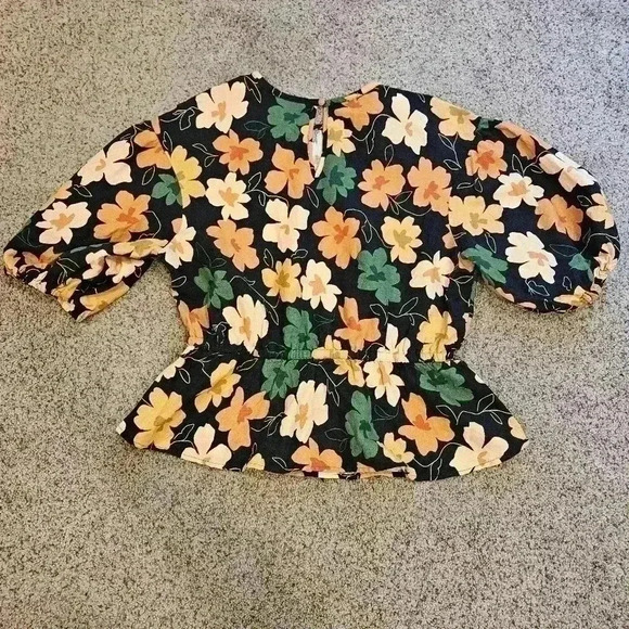 Who What Wear Black Peplum Style Tie Blouse w/ Floral Design, Size Medium - Picture 3 of 5